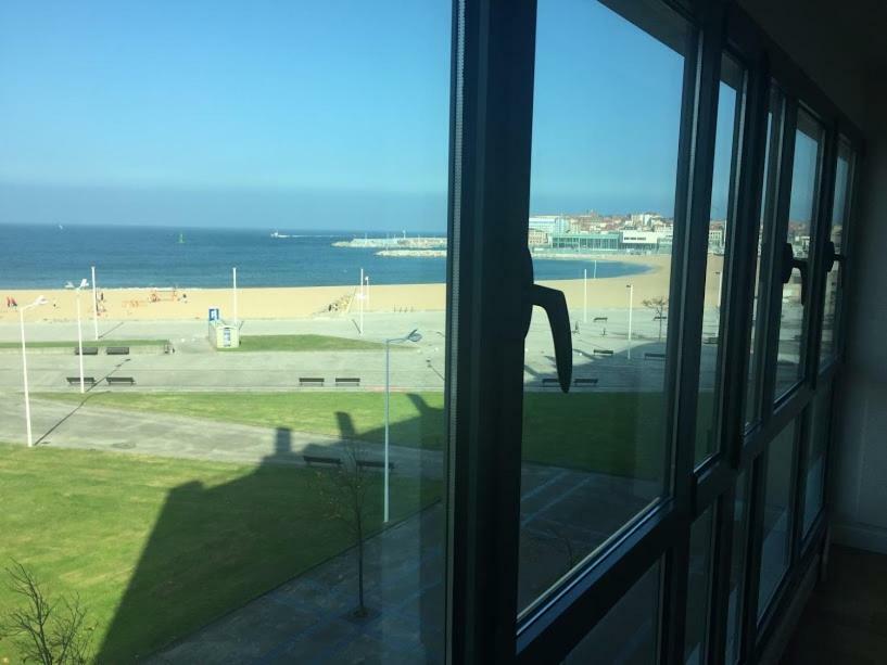 Primera Linea Playa+Parking Gratis Gijón Eksteriør billede